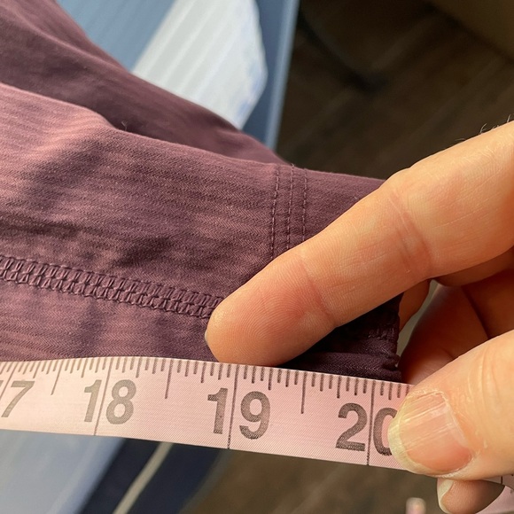 Sz. 2 Lululemon Dance Studio Crop Pants in Black Cherry - Picture 6 of 6